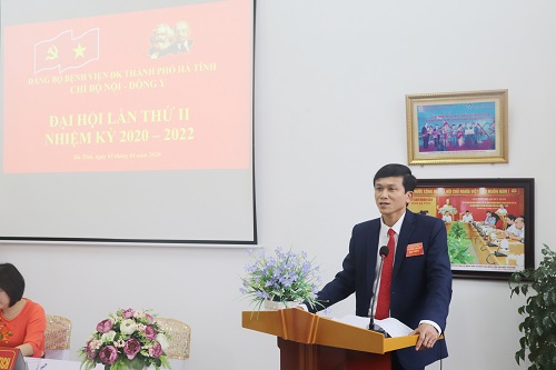 Ths.Bs Nguyễn Tiến Vũ phát biểu tại Đại hội chi bộ Nội - PHCN Đông Y.